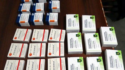 Урганч халқаро аэропортида дори-дармонларни яширин равишда олиб киришга уринган шахслар фош этилди