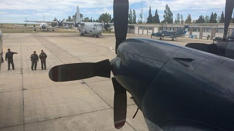 Британия ҲҲК самолёти йўқолган сувости кемаси қидирувида кўмаклашиш учун Аргентинага етиб келди