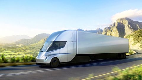 Tesla elektrda harakatlanadigan yuk mashina va tomi yig‘iladigan sportkarni taqdim etdi