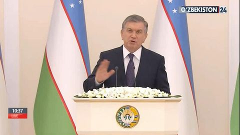 Шавкат Мирзиёев: Ҳокимларимизда ҳам маданият йўқ. Ким уларга ҳуқуқ берди бировни ҳақорат қилишга?