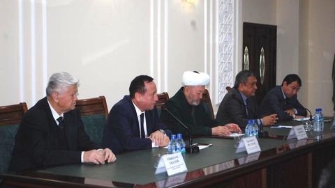 Diniy idorada xorijiy mamlakatlarning O‘zbekistondagi elchilari bilan uchrashuv o‘tkazildi