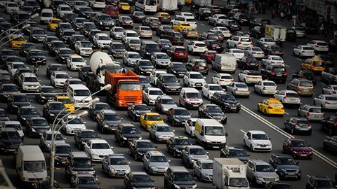 Olimlar tirbandliklardan qutulishning oddiy yo‘lini ma’lum qildi