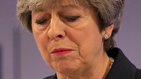 Buyuk Britaniyada bosh vazir Tereza Meyga suiqasdning oldi olindi