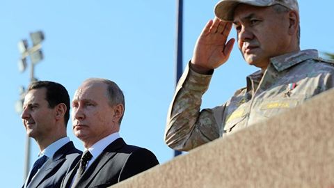 Putin uni Suriyada qo‘riqlagan harbiy xizmatchilarni rag‘batlantirdi