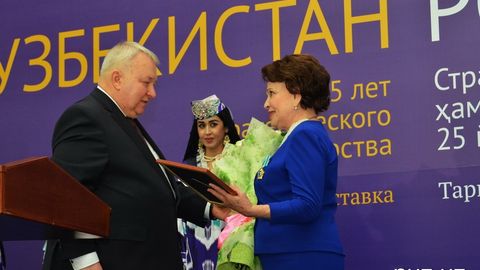 Galina Melnikovaga Rossiya prezidenti nomidan Do‘stlik ordeni topshirildi