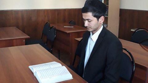 Qashqadaryo madrasasining talabasi bir o‘tirishda Qur’oni Karimni to‘liq yoddan o‘qib berdi