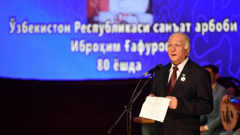 O‘zbekiston Prezidenti Ibrohim G‘afurovni 80 yoshga to‘lgani bilan tabrikladi