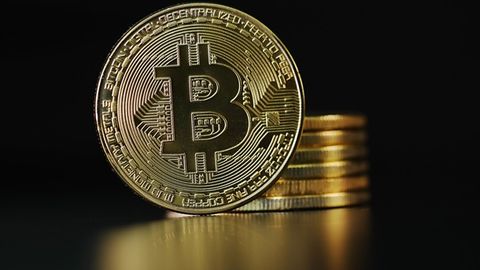 AQShda bitkoin rasman tan olindi