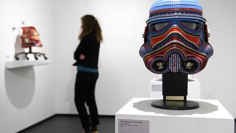 Швейцарияда «Юлдузлар жанги»нинг янги қисмига бағишланган кўргазма очилди