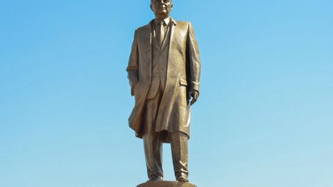 Islom Karimovga tegishli bo‘lgan tarixiy hujjatlar, shaxsiy buyumlar, rasmlar, suratlar va videomateriallar ilk bor keng ommaga havola etiladi