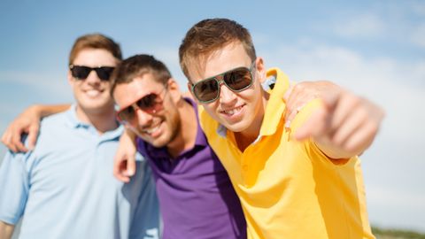 Бахтли яшашимизга тўсқинлик қилувчи баъзи дўстлар