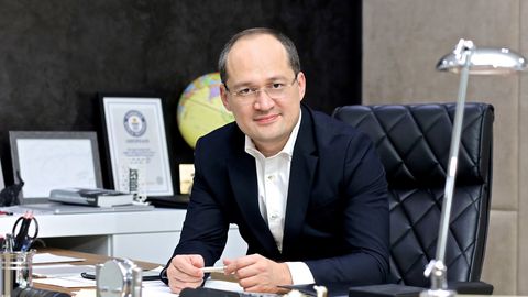 Komil Allamjonov O‘zbekiston Prezidenti matbuot kotibi — Prezident davlat maslahatchisi o‘rinbosari etib tayinlandi