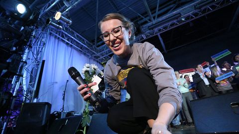 Ксения Собчак Россия президентлигига номзод сифатида илгари сурилди