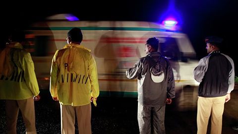 Ҳиндистонда микроавтобуснинг жарга қулаши оқибатида олти киши ҳалок бўлди