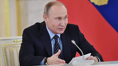 Путинни Россия президентлигига илгари сурилишини қўллаб-қувватлаш учун имзо тўплаш бошланди
