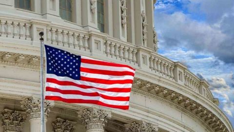 Amerikalik senatorlar AQSh hukumati faoliyatini moliyalashtirishni vaqtincha uzaytirishga rozi bo‘ldi