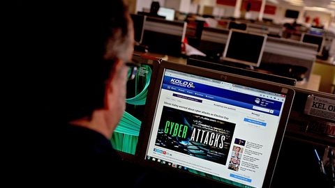 Интернетнинг яқин вақтда ишдан чиқиши мумкинлиги башорат қилинди