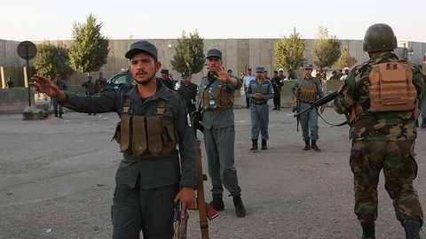 Қуролланган жангарилар Кобулдаги Intercontinental Hotel меҳмонхонасига ҳужум уюштирди