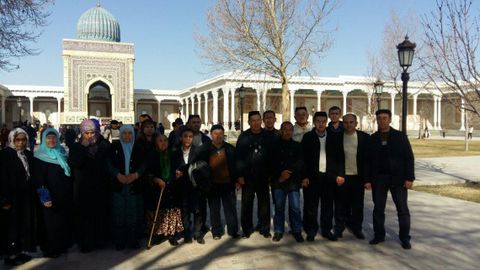 Mirobod tuman hokimligi Prezident farmoniga asosan afv etilgan 23 nafar fuqaro uchun Samarqandga ziyorat tashkillashtirdi