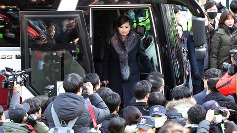 КХДР делегацияси 4 йил мобайнида илк бор Жанубий Кореяга келди