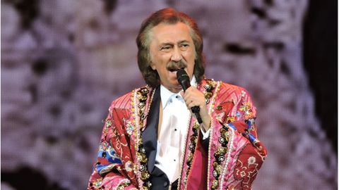 Farrux Zokirov: Opamni 80 yoshga to‘lishini unga bag‘ishlangan qo‘shiq bilan tabriklashni istardim