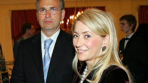 Moskva gubernatorining sobiq birinchi o‘rinbosari rafiqasi 11 mlrd rubl o‘margani uchun 11 yil qamoq jazosiga hukm qilindi