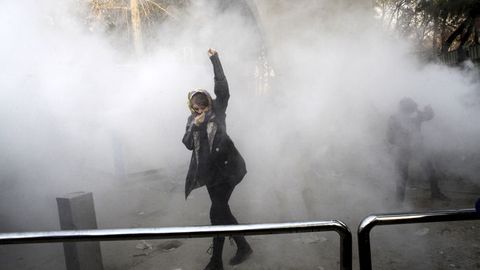 AQSh Eronni ijtimoiy tarmoqlarni bloklashdan voz kechishga chaqirdi