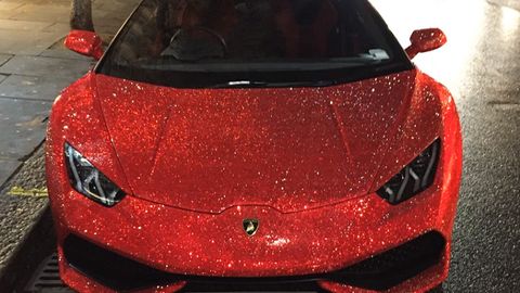 Видео: Lamborghini Huracan 1,3 миллион дона Swarovski тошлари билан безатилди