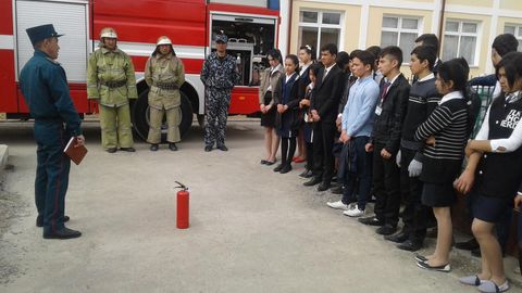 Жиззах вилояти Зафаробод туманида ёнғинлар профилактикаси тадбирлари ўтказилди