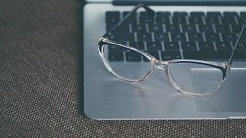 Qozog‘iston prezidentining Yangi yil sovg‘asi nosoz bo‘lib chiqdi