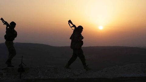 Туркия Афринга Сурия қўшинлари юборилганини рад этди