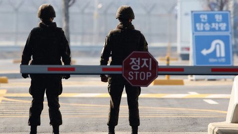 Koreya Respublikasi KXDRdan qochib o‘tganlarni so‘roq qilish muddatini 2 barobar qisqartiradi