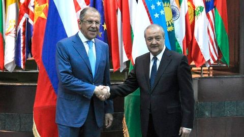 Сергей Лавров Абдулазиз Комилов билан Марказий Осиёдаги вазиятни муҳокама қилади