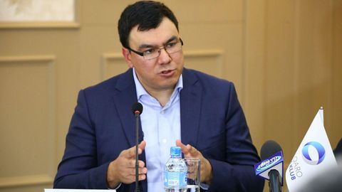 Азиз Абдуҳакимов: «Ўзбекистонда гидлар етишмаслиги — туризмдаги энг катта муаммо»