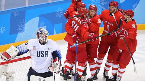 Olimpiada. Muzga Rossiya bayrog‘i bilan chiqa olmayotgan rossiyalik xokkeychilar AQSh ustidan 4:0 hisobida zafar quchdi