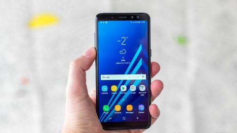 Toshkentda Samsung Galaxy A8 (2018) smartfoni sotuvga chiqdi