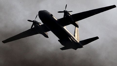 Россиянинг Сурияда қулаган Ан-26 самолёти бортида 27 нафар зобит ва генерал-майор ҳалокат қурбони бўлди