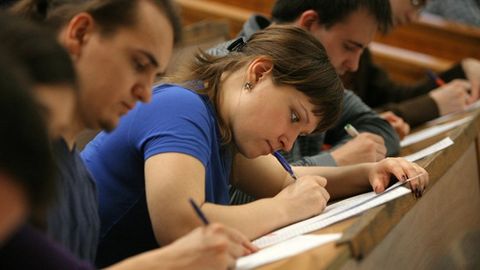 Ўзбекистонда чет тилларни билиш даражасини баҳолашнинг миллий тест тизими ишлаб чиқилди