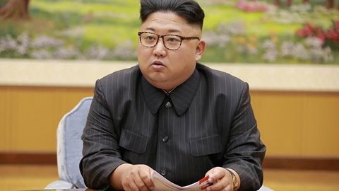 КХДР Жанубий Кореяга бомба ташламасликка ваъда бериб, ядро синовларидан воз кечишни таклиф қилди