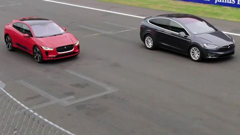 Jaguar elektrokrossoveri Tesla Model X bilan poygada bahslashdi (video)