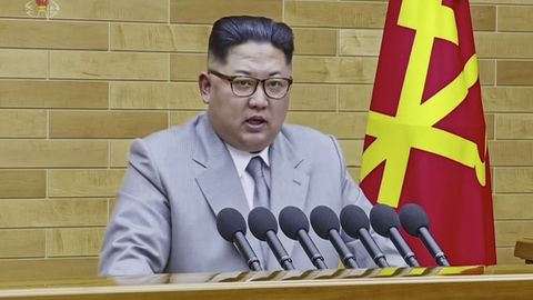 ОАВ: КХДР етакчиси АҚШ билан дипломатик алоқалар ўрнатмоқчи