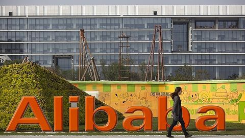 Alibaba Xitoyda avtomobil savdosiga mo‘ljallangan ilk vending avtomatini o‘rnatdi