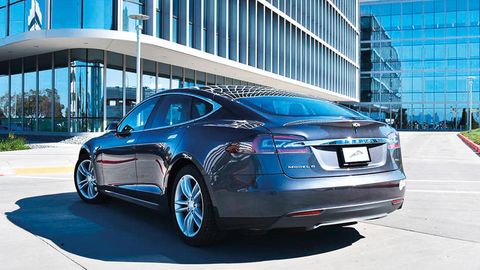 Дубай «ақлли» автомобиль рақамларига эга дунёдаги биринчи шаҳар бўлади