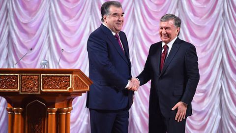 “Do‘stlik ko‘prigini mustahkamlash borasida astoydil harakat boshladik”. Video: Shavkat Mirziyoyevning Tojikistonga tashrifi yakunlari