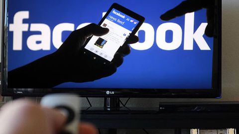 Cambridge Analytica bilan bog‘liq mojaro sabab Facebook’ni sudga berishdi