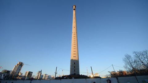 Екатеринбургда 220 метрли телеминора портлатилди (видео)