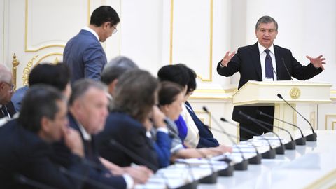 «Иллат, дард, бало!». Шавкат Мирзиёевнинг дабдабали тўйлар ҳақидаги барча фикрлари (видео)