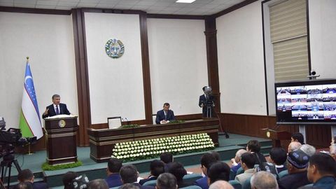 Shavkat Mirziyoyev: Nega odamlarni eshityapman? Ishonch berish uchun! (video)