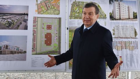 Shavkat Mirziyoyev: Navoiyda biznes-forum tashkil etib, unga xorijlik investorlarni jalb qilish kerak