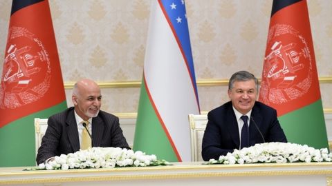 Шавкат Мирзиёев ва Ашраф Ғани Афғонистон бўйича халқаро анжуман очилиш маросимида сўзга чиқади